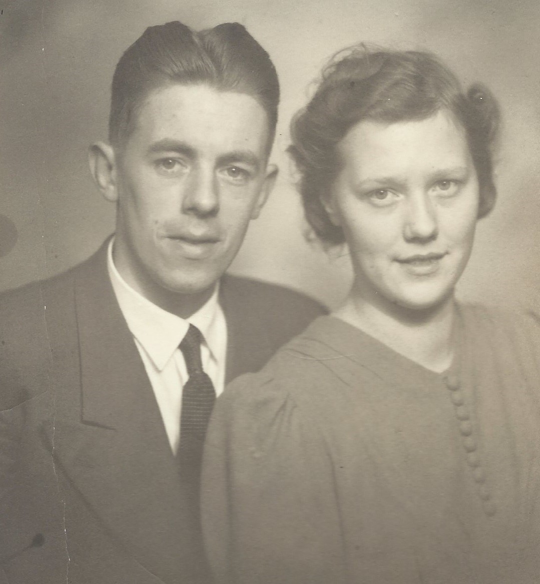 Farmors bror Gustaf Jansson (1915-1995) med hustrun Solveg Ebba Eleonora Jansson (1919-1971).